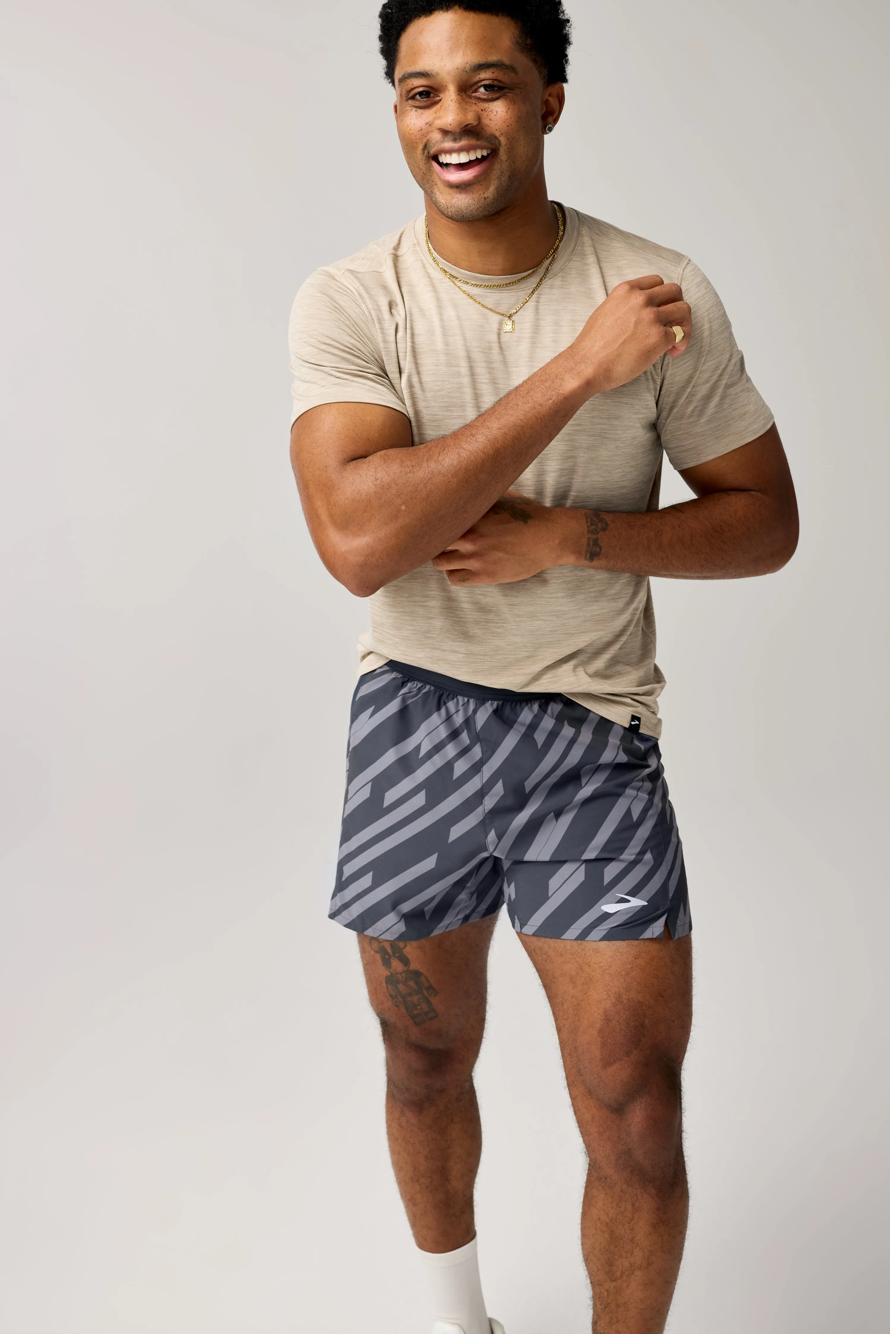 Brooks | Journey 5" Shorts | Men's | Strider