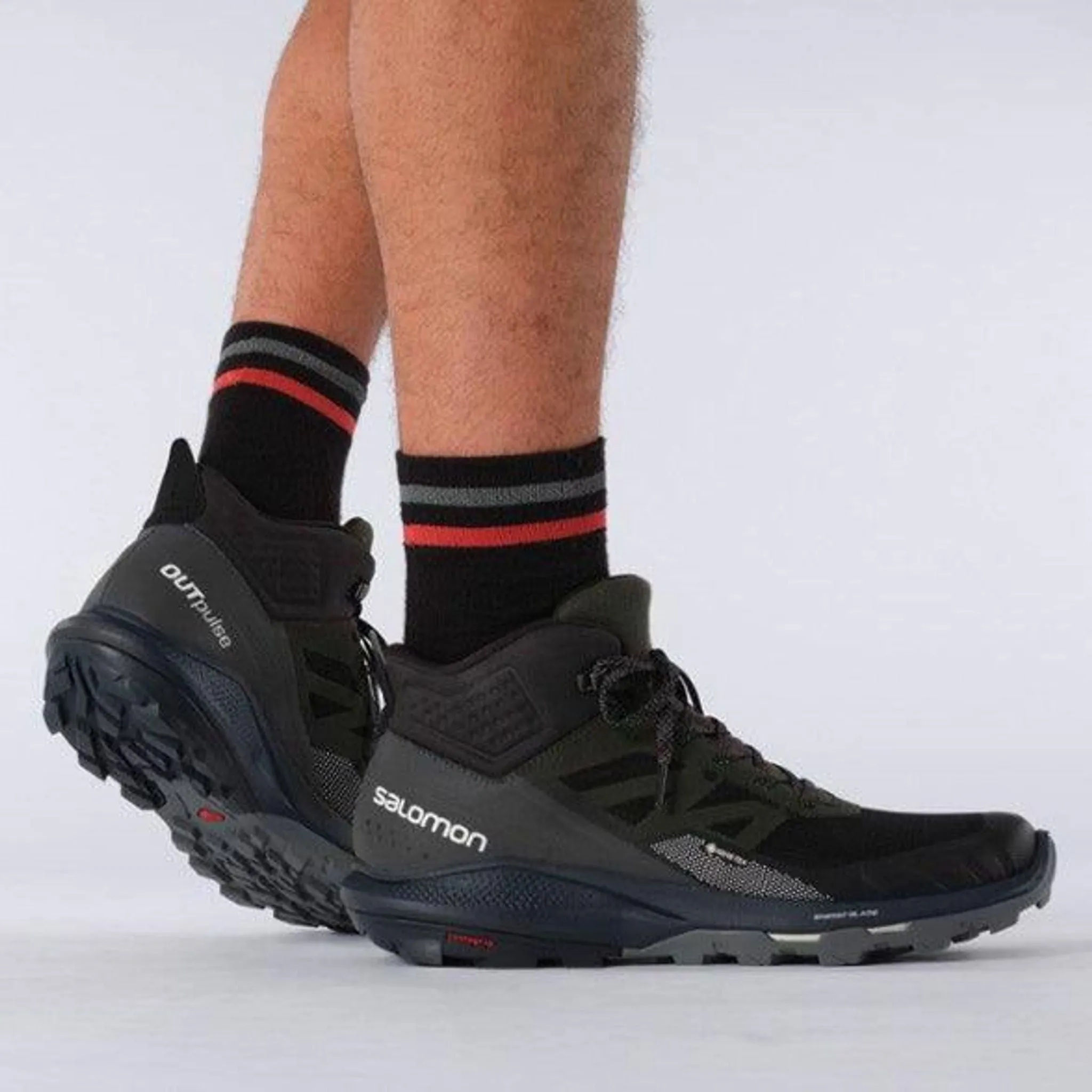 Salomon Men's Outpulse Mid Gore-Tex Hiking Boots